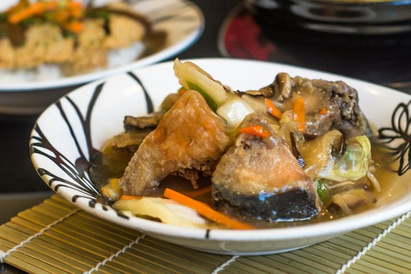 Wie beeinflusst regelmäßiges Lachen die Gesundheit?